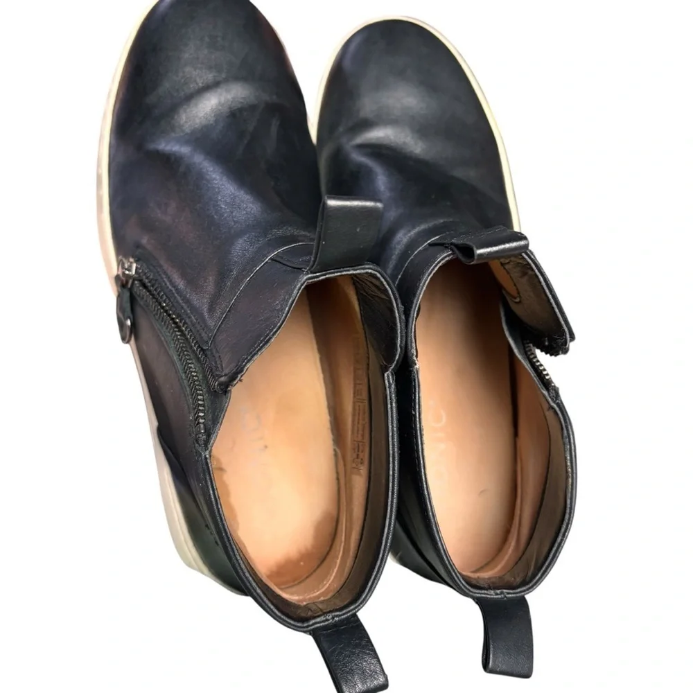 Vionic Brinkley Slip-On Side Zip Booties – Women’s Sz 8 Black Leather
